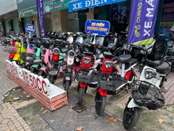 Hãng nào đang dẫn đầu thị trường xe máy điện tại Việt Nam?