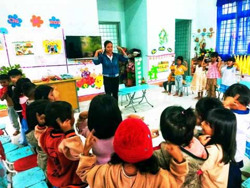 Những cô nuôi dạy trẻ ở vùng sâu