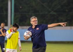 Thử thách khó chờ tuyển Việt Nam