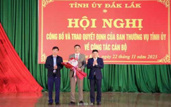 Chuẩn y kết quả bầu bổ sung Phó Bí thư Huyện ủy Cư Kuin đối với đồng chí Trần Văn Quế
