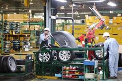 Bác bỏ đề xuất ưu đãi thuế linh kiện ô tô nhập khẩu