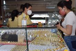 Giá vàng hôm nay 24-11: Buộc phải đi xuống dưới ngưỡng 2.000 USD/ounce