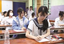 Băn khoăn bỏ thi bắt buộc môn tiếng Anh