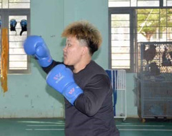 Giải vô địch boxing toàn quốc: 3 võ sĩ chủ nhà Đắk Lắk thượng đài, tranh huy chương vàng