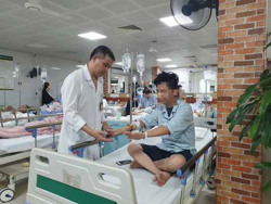 Cấm thuốc lá điện tử trước khi quá muộn