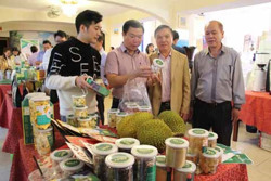 Xúc tiến thương mại và kết nối giao thương một số sản phẩm OCOP của tỉnh Quảng Ngãi và Đắk Lắk