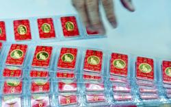 Cuối tuần, giá vàng SJC "quay xe" tăng rất mạnh