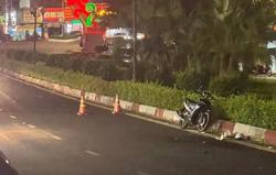 Học sinh chạy xe máy tông trúng cô giáo, cả 2 cùng chấn thương sọ não