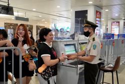 Đường bay Hà Nội-TP HCM vào top 5 đường bay bận rộn nhất thế giới