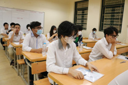 Băn khoăn quy đổi chứng chỉ ngoại ngữ thành điểm 10 Tiếng Anh thi tốt nghiệp THPT