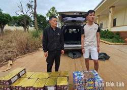 Bắt giữ hai đối tượng vận chuyển trên 126 kg pháo
