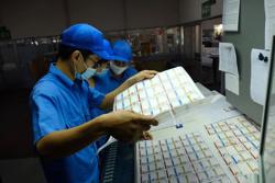 THƯỞNG TẾT 2024: Nơi phập phồng, nơi phấn khởi