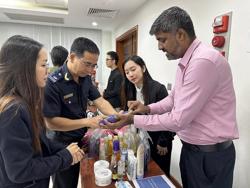 Vì sao số vụ vi phạm hàng giả, hàng lậu ngày càng tăng?