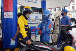 Thị trường xăng dầu lại khan hàng?