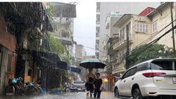 Ngày 15/2, nhiều nơi trên cả nước có mưa, trời rét