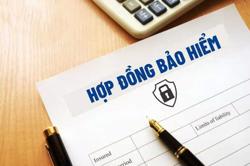 Vay tiền ngân hàng, bị ép mua bảo hiểm: Khách hàng có quyền khiếu nại