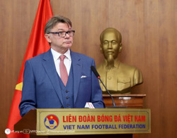 HLV Troussier và mục tiêu đưa bóng đá Việt Nam lên tầm cao mới