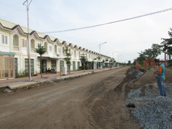 Vỡ mộng từ bất động sản