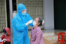 Hành khách nhập cảnh Trung Quốc cần có bản giấy kết quả xét nghiệm PCR âm tính trong vòng 48 tiếng trước khi khởi hành