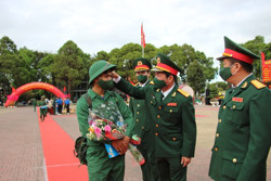 Trước ngày tòng quân...