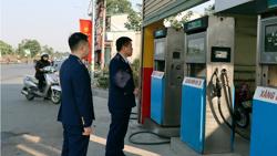 VCCI: Xử phạt cây xăng đóng cửa chỉ là giải pháp tình thế