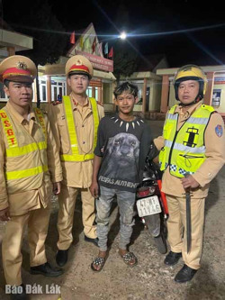 Công an xã Ea Nam (huyện Ea H’leo) làm rõ đối tượng cầm kiếm sắt đe doạ tài xế xe tải