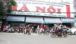 Xử phạt 2 cơ sở sản xuất vi phạm vệ sinh an toàn thực phẩm 60 triệu đồng