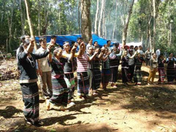 Để bảo tồn văn hóa của đồng bào các dân tộc thiểu số