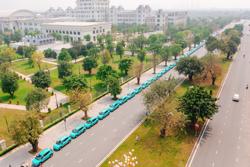 Choáng ngợp với đoàn taxi điện của tỉ phú Phạm Nhật Vượng