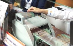 Khách vay tiền bị "ép" mua bảo hiểm: Đường dây nóng Bộ Tài chính tiếp nhận thông tin gì?