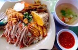 Ngoài phở, bánh mì... đến Việt Nam còn nên ăn cơm