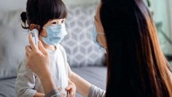 Cẩn trọng khi tự điều trị cho trẻ tại nhà