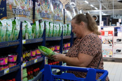 Thương hiệu, không bao giờ dễ dàng