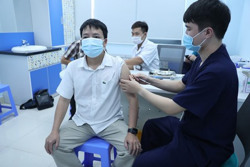 Đừng lơ là tiêm vaccine
