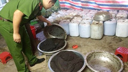 Nguy hiểm chết người vì dùng 'thuốc đông y gia truyền'