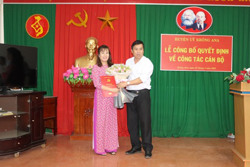 Huyện uỷ Krông Ana công bố quyết định về công tác cán bộ