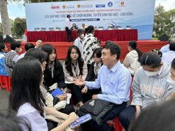 Mùa tuyển sinh năm 2023: Tìm hiểu sâu, lựa chọn kỹ