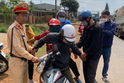 Công an huyện Krông Năng phát hiện và bắt giữ 2 đối tượng tàng trữ trái phép chất ma túy