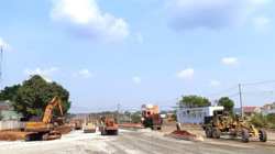 Giải ngân vốn đầu tư công: Vì sao vẫn ì ạch?