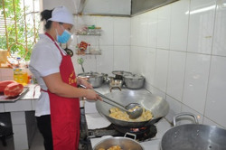 Để bữa ăn học đường không còn là nỗi ám ảnh