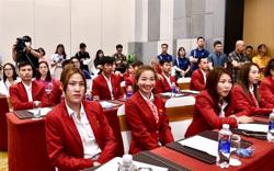 Khen thưởng Đội tuyển Điền kinh Việt Nam tham dự SEA Games 32