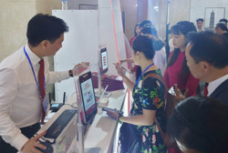 Dùng căn cước công dân gắn chip tự mở tài khoản ngân hàng