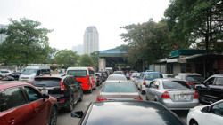 Đăng kiểm vẫn 'nóng'