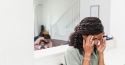 Gặp điều này khi trẻ, cẩn thận với đột quỵ từ tuổi 45