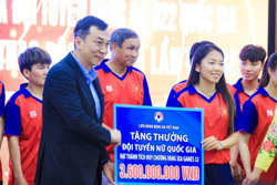 Đội tuyển bóng đá nữ nhận 5,6 tỉ đồng sau kỳ tích 4 lần liên tiếp vô địch SEA Games
