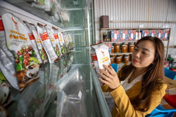 Nữ 9X khởi nghiệp thành công từ mật ong