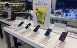 Tín đồ "nhà táo" thất vọng vì giá bán trên cửa hàng Apple Việt Nam quá cao