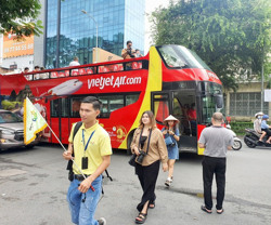 Đề xuất miễn visa 30 ngày cho du khách đi bằng chuyên cơ hoặc du lịch golf