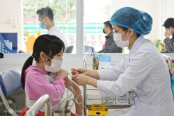 Nguy cơ bùng dịch nếu tiếp tục thiếu vaccine
