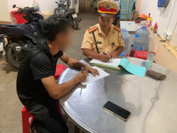 Cảnh sát giao thông huyện Krông Ana liên tiếp phát hiện 2 trường hợp điều khiển phương tiện dương tính với chất ma túy